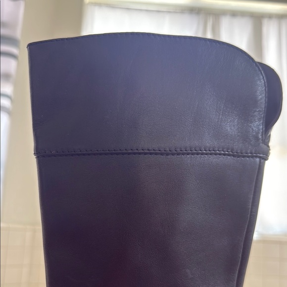 Halogen Black Heeled Boots with Chunky Heel - Picture 8 of 8